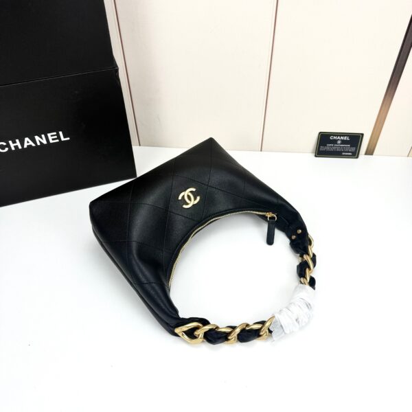 Iconic CN Handbag 5837