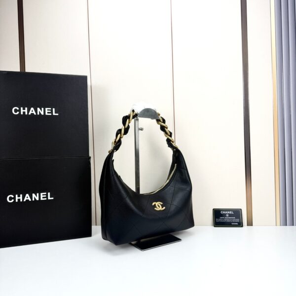 Iconic CN Handbag 5837