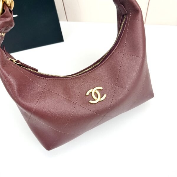 Iconic CN Handbag 5837