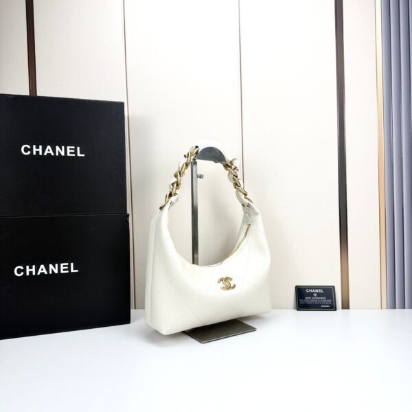 Iconic CN Handbag 5837
