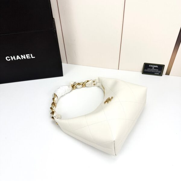 Iconic CN Handbag 5837