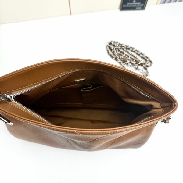 Iconic CN Handbag 5838