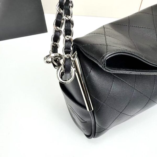 Iconic CN Handbag 5838