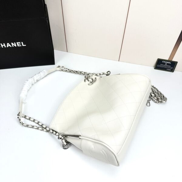Iconic CN Handbag 5838