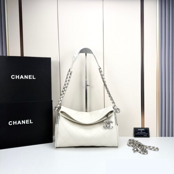 Iconic CN Handbag 5838