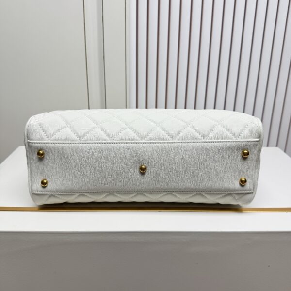 Iconic CN Handbag 6106