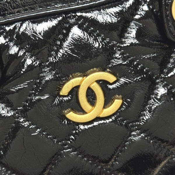 Iconic CN Handbag 6106