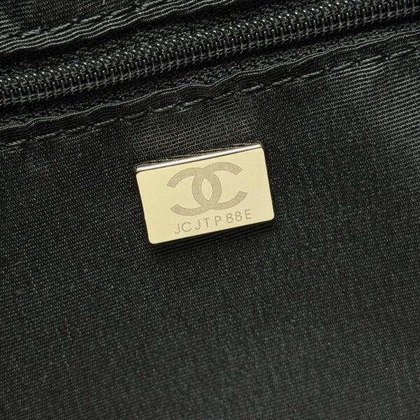 Iconic CN Handbag 6106