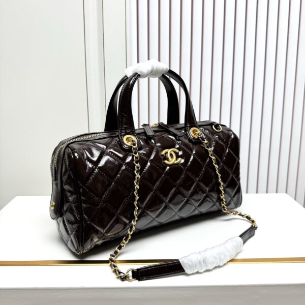 Iconic CN Handbag 6106