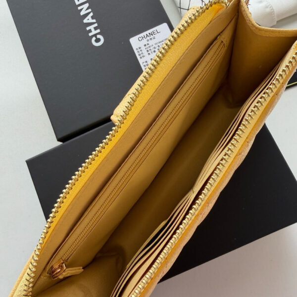 Modern Style Trendy CN Handbag 33819-1