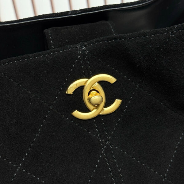 Modern Style Trendy CN Handbag 6100