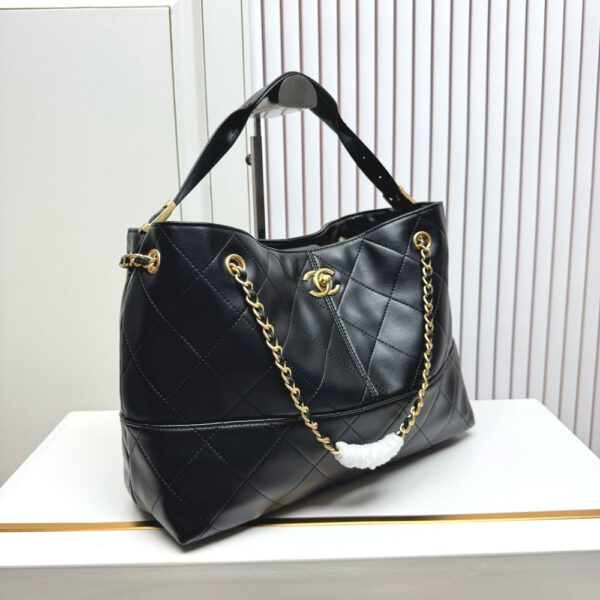 Modern Style Trendy CN Handbag 6100