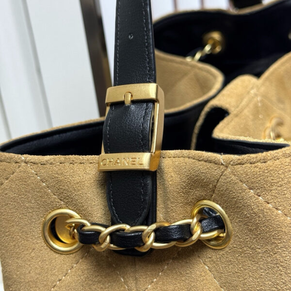 Modern Style Trendy CN Handbag 6100