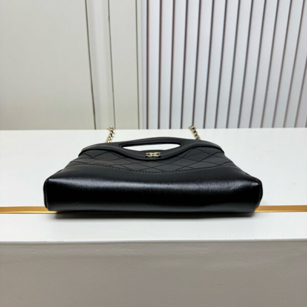 Modern Style Trendy CN Handbag 6005