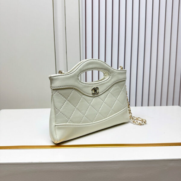 Modern Style Trendy CN Handbag 6005