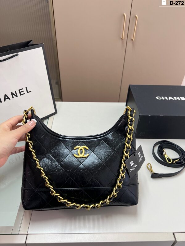 Modern Style Trendy CN Handbag 272