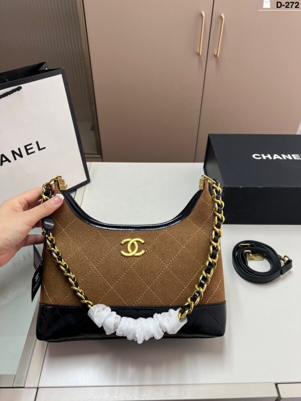 Modern Style Trendy CN Handbag 272