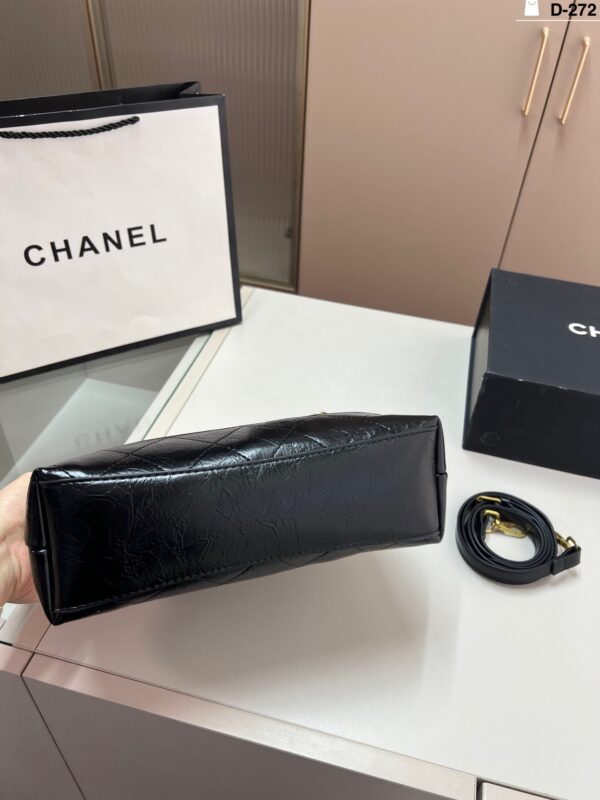 Modern Style Trendy CN Handbag 272