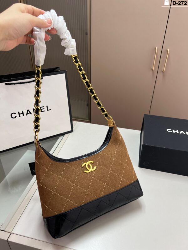 Modern Style Trendy CN Handbag 272