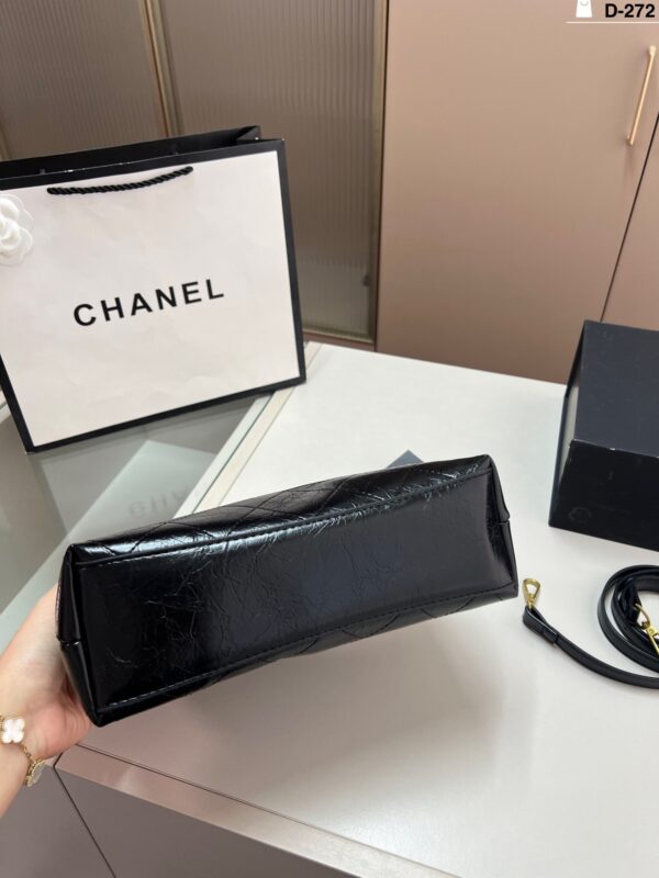 Modern Style Trendy CN Handbag 272