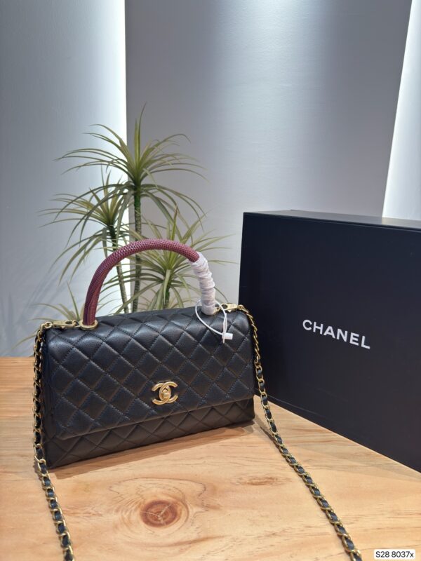 Modern Style Trendy CN Handbag 8037