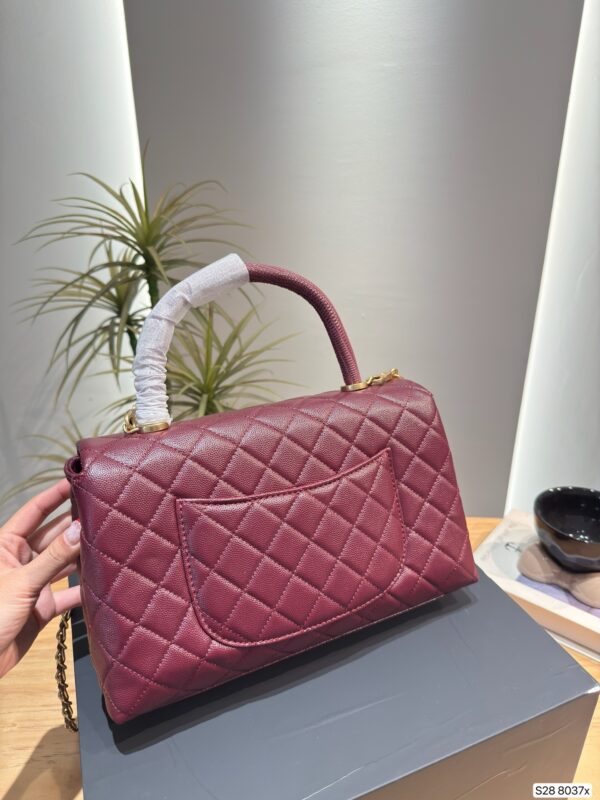 Modern Style Trendy CN Handbag 8037