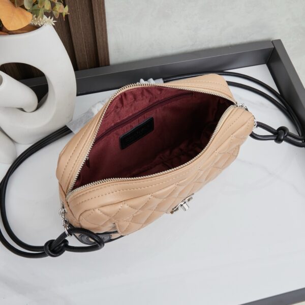 Iconic CN Handbag 23116