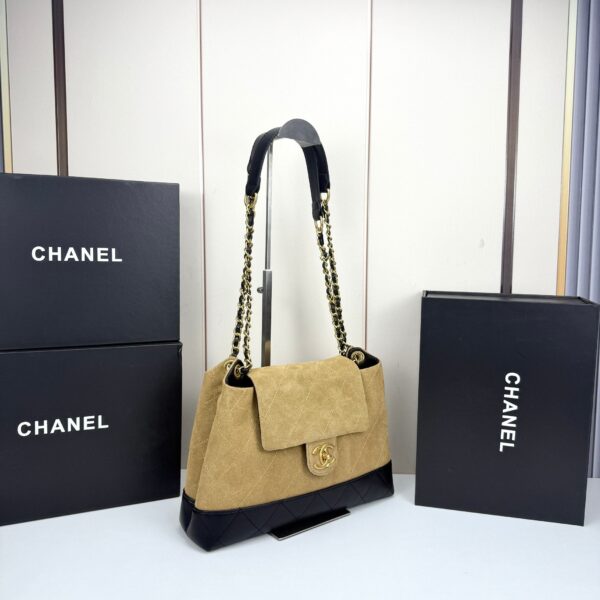 Iconic CN Handbag 88919