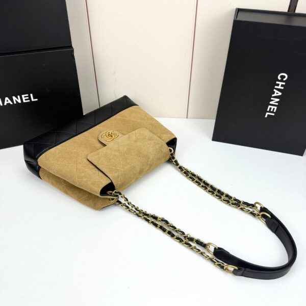 Iconic CN Handbag 88919