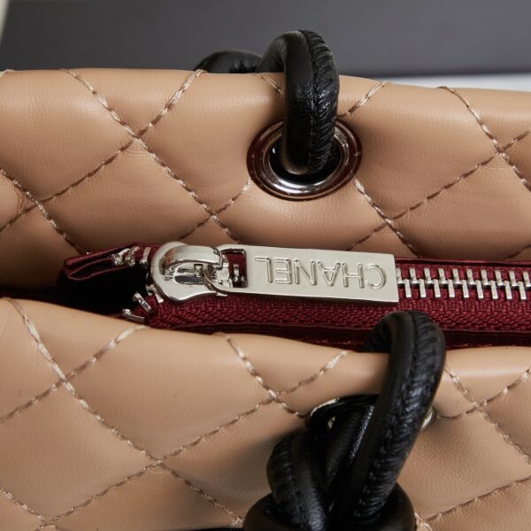 Iconic CN Handbag 9958-002