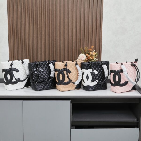 Iconic CN Handbag 9958-002