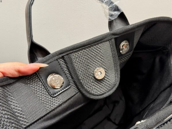 Modern Style Trendy CN Handbag CC03113