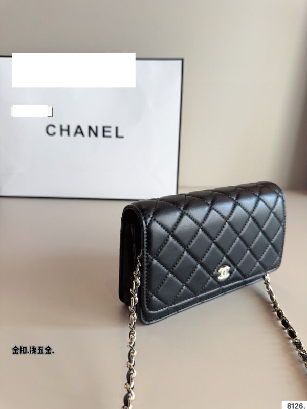 Modern Style Trendy CN Handbag CC03112