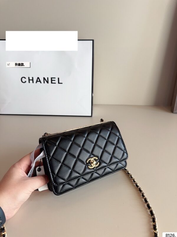 Modern Style Trendy CN Handbag CC03111