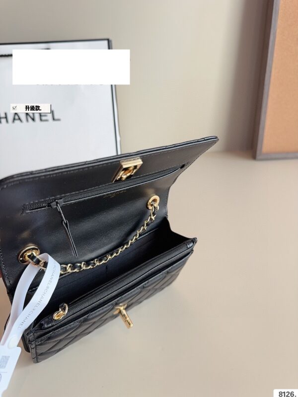 Modern Style Trendy CN Handbag CC03111