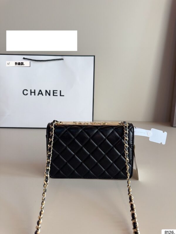 Modern Style Trendy CN Handbag CC03111