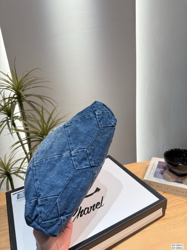 Modern Style Trendy CN Handbag 3261