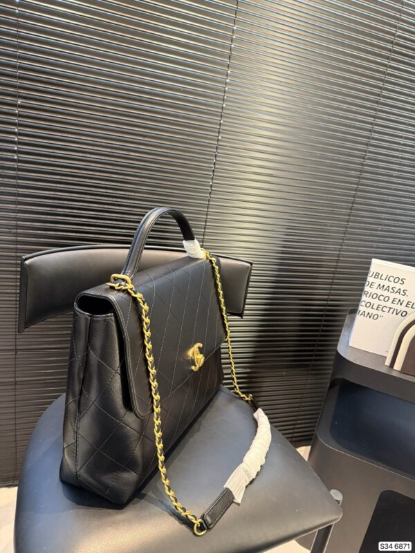 Modern Style Trendy CN Handbag 6871