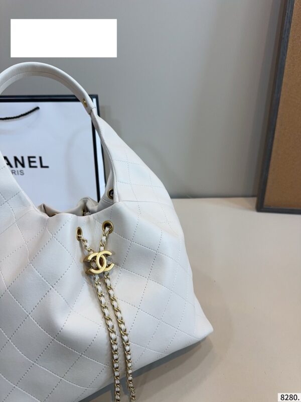 Modern Style Trendy CN Handbag CC2510181
