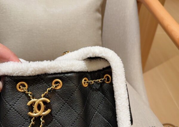 Modern Style Trendy CN Handbag CC2510131