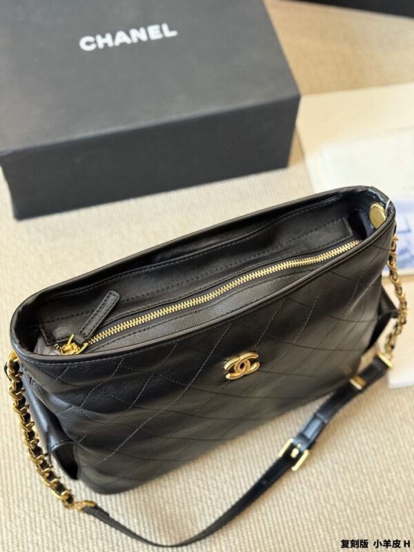 Modern Style Trendy CN Handbag CC2510112