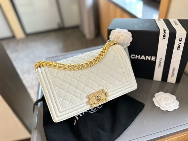 Modern Style Trendy CN Handbag CC2510081