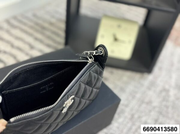 Modern Style Trendy CN Handbag 4855