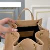 Modern Style Trendy CN Handbag CC509252
