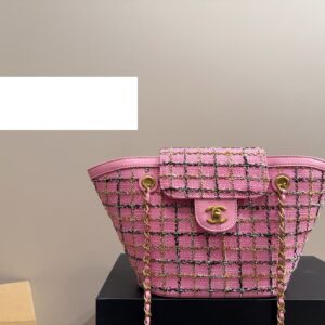 Modern Style Trendy CN Handbag CC509212 – Pink, 20x22cm