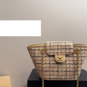 Modern Style Trendy CN Handbag CC509212 – Beige, 20x22cm