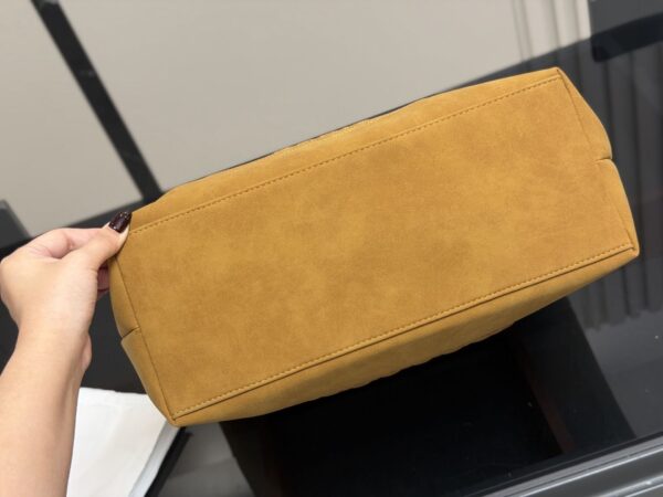 Modern Style Trendy CN Handbag CC509232