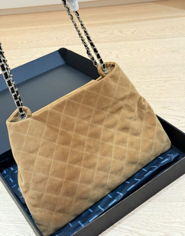 Modern Style Trendy CN Handbag CC09231