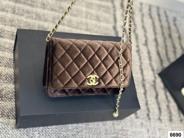 Modern Style Trendy CN Handbag CC09166