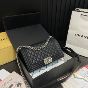 Modern Style Trendy CN Handbag C777.1
